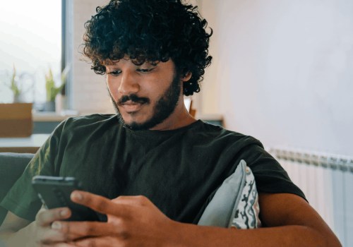 Maintaining a Healthy Balance: Tips for Seniors on Navigating Online Dating