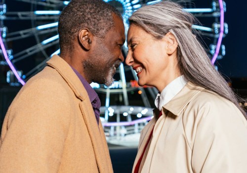 The Rise of Online Dating for Seniors: Finding Travel Companions